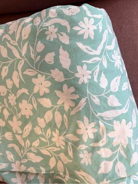 Eddie Bauer king size Aqua and White Floral Duvet Cover